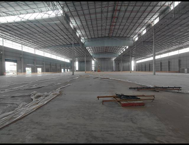 10,800M² WAREHOUSE TO LET IN RIVERFIELDS